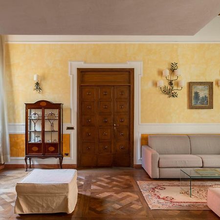Iflat Elegant And Luxury Apartment Near Pantheon Rome Exterior photo