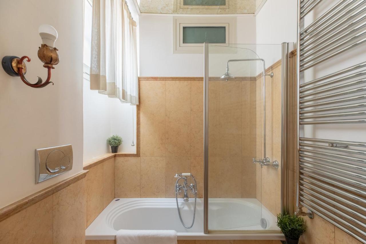 Iflat Elegant And Luxury Apartment Near Pantheon Rome Exterior photo