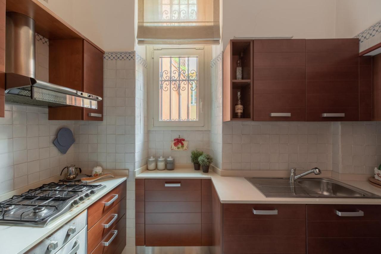 Iflat Elegant And Luxury Apartment Near Pantheon Rome Exterior photo